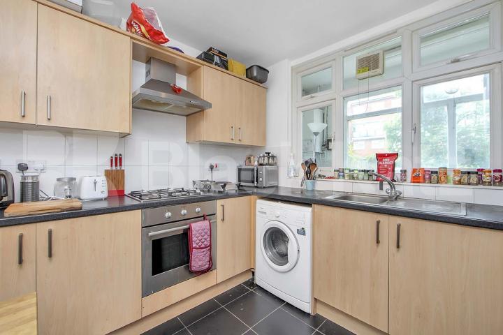 			NEW INSTRUCTION , 4 Bedroom, 1 bath, 1 reception Apartment			 Olney Road, Kennington/ Elephant and Castle